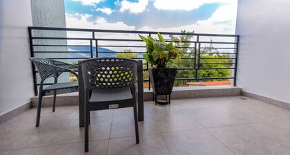 Bright Hotel and apartement