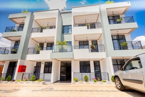 Front of property - Bright Hotel and apartement (Kigali)