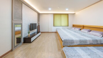 Basic Room, 1 Bedroom (Room 505 (BBQ / Netflix)) | 1 bedroom, free WiFi