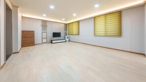 1 bedroom, free WiFi - Boryeong The Daecheon Story Pension (Boryeong)