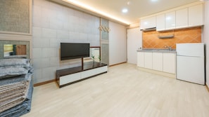 Perushuone, 2 makuuhuonetta (Room 208 (BBQ / Netflix)) | 1 makuuhuone, ilmainen Wi-Fi