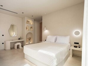 1 bedroom, iron/ironing board, travel cot, free WiFi