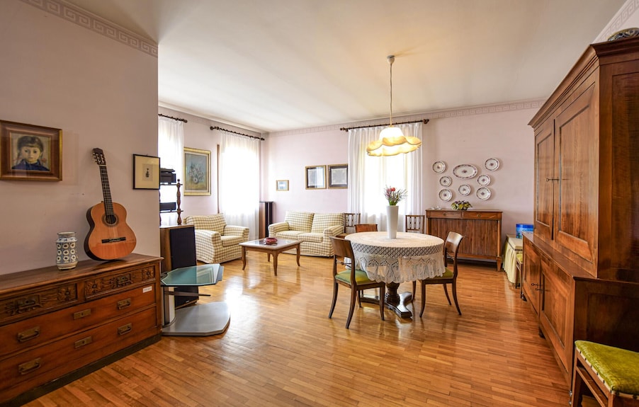 Stunning Apartment In Montebelluna - Montebelluna