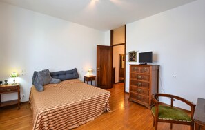 3 bedrooms, free WiFi