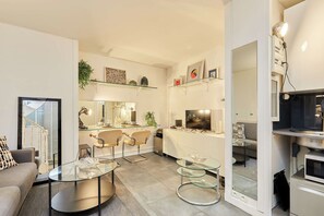 Apartment | Living area