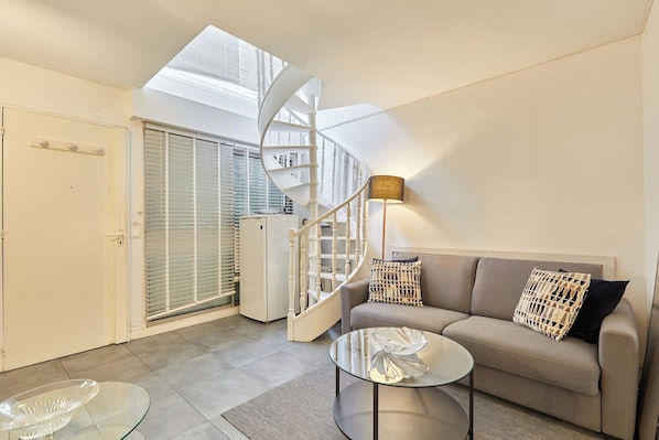 Apartment | Living area