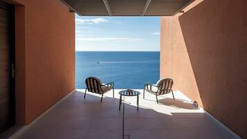 Ocean Whisper | Terrace/patio