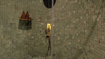 Someday Somewhere | Kamar mandi | Shower, pancuran hujan, dan perlengkapan kamar mandi ramah lingkungan