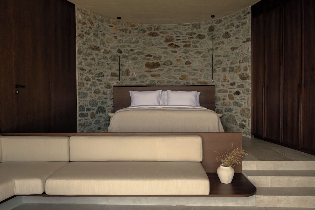 Egyptian cotton sheets, premium bedding, memory-foam beds, in-room safe