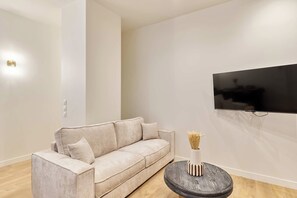 Apartment | Living area