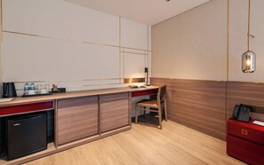 Deluxe-Doppelzimmer | Kostenloses Internet per Kabel, Bettwäsche