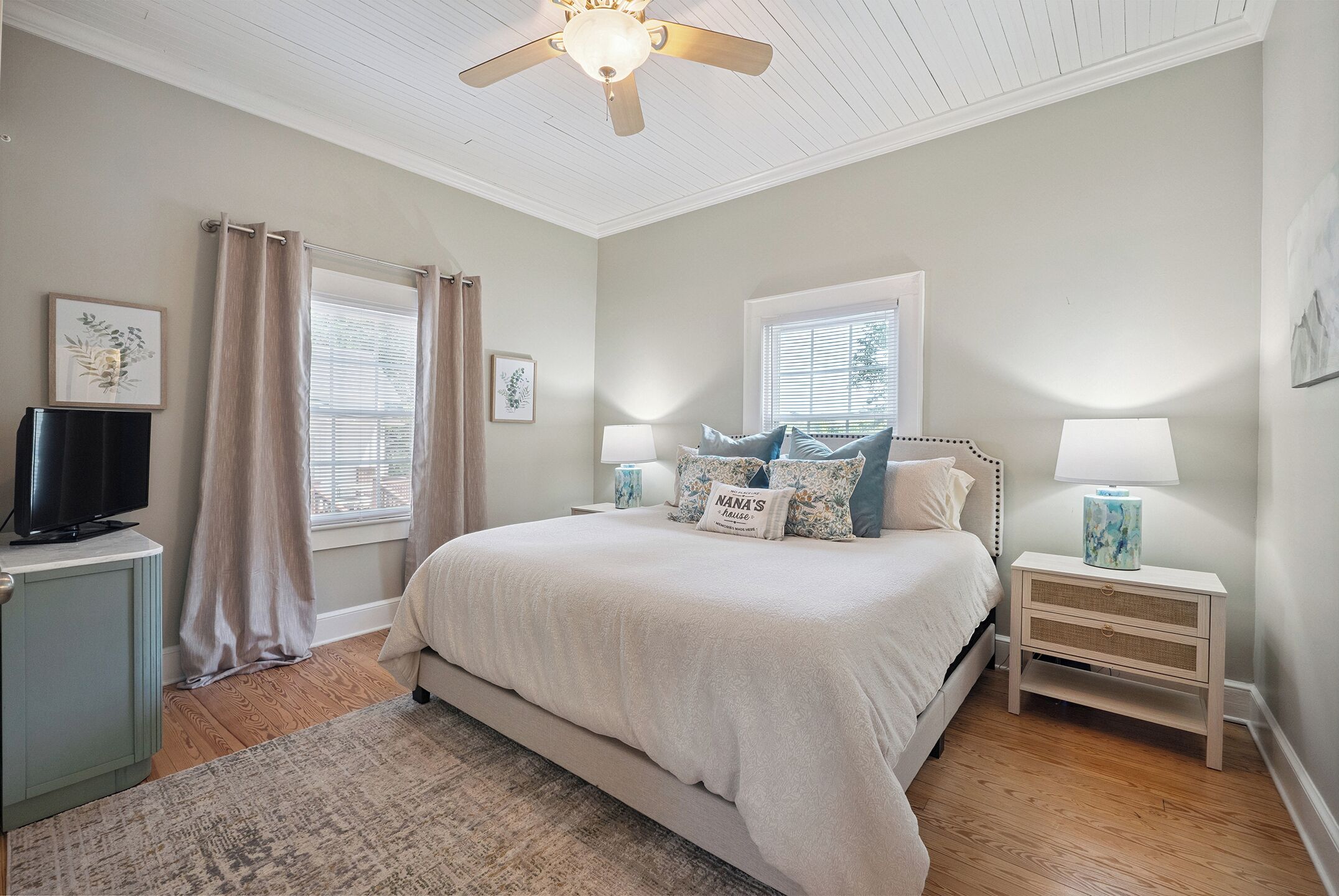 2 habitaciones, wifi gratis y ropa de cama 