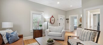 Cozy 2 bedroom in heart of Hickory, NC