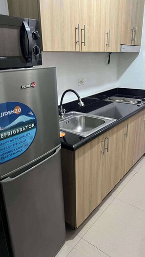 콘도, 침실 1개, 발코니, 시내 전망 | 내부