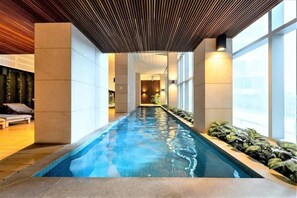 Piscine couverte