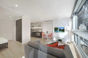 TV, offices