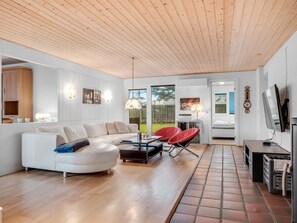 TV, fireplace - "Withulf" - 500m to the fjord by Interhome (Vestervig)