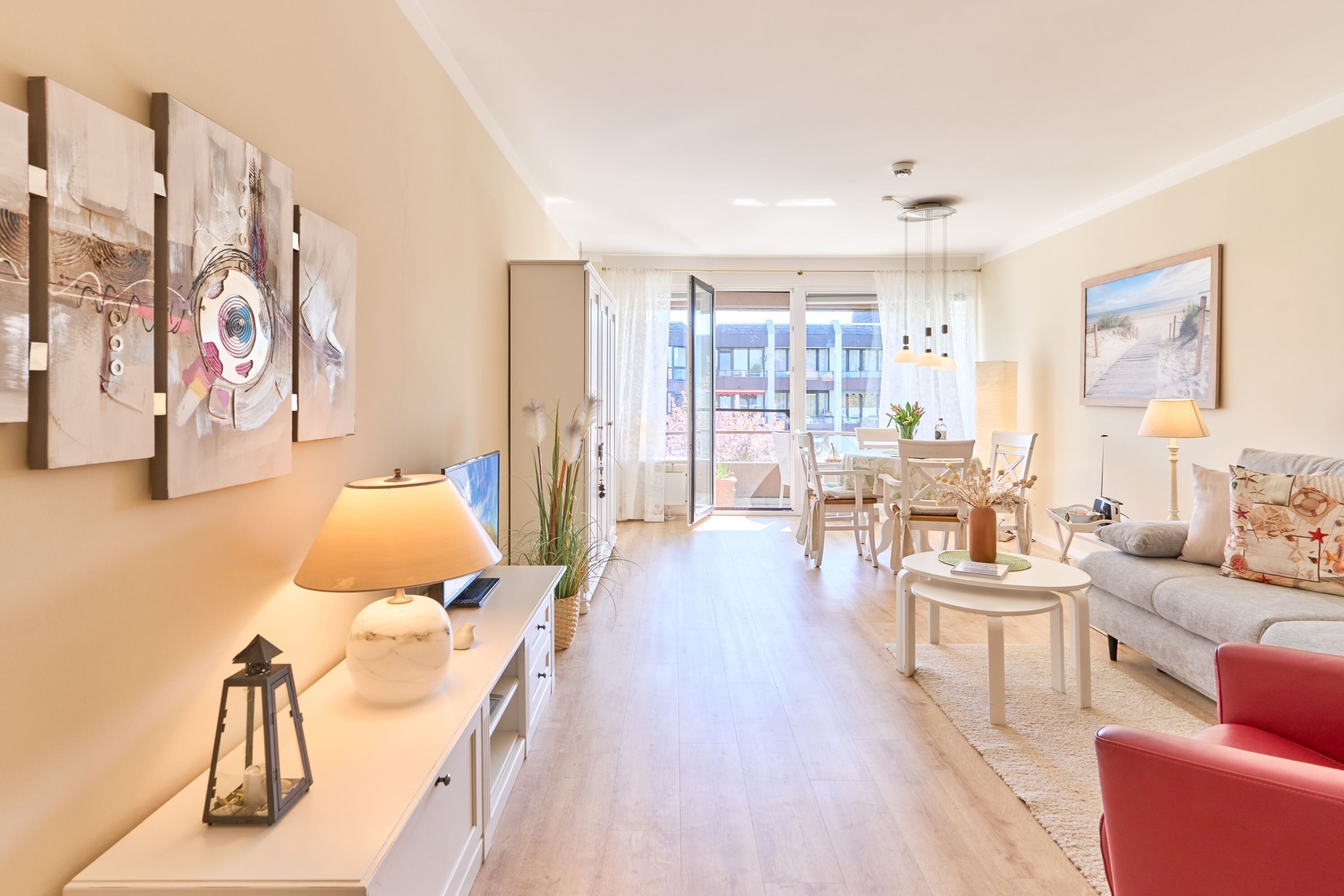Sanibel, Lovingly Furnished 1-room Apartment With Sunny Balcony And Roof Terrace - Lübeck