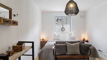 2 habitaciones, tabla de planchar con plancha, wifi y ropa de cama