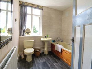 Shower - Hillside (High Wycombe)