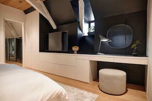 Minibar, in-room safe, desk, laptop workspace