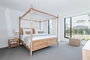 5 Schlafzimmer, Bügeleisen/Bügelbrett, Internetzugang, Bettwäsche