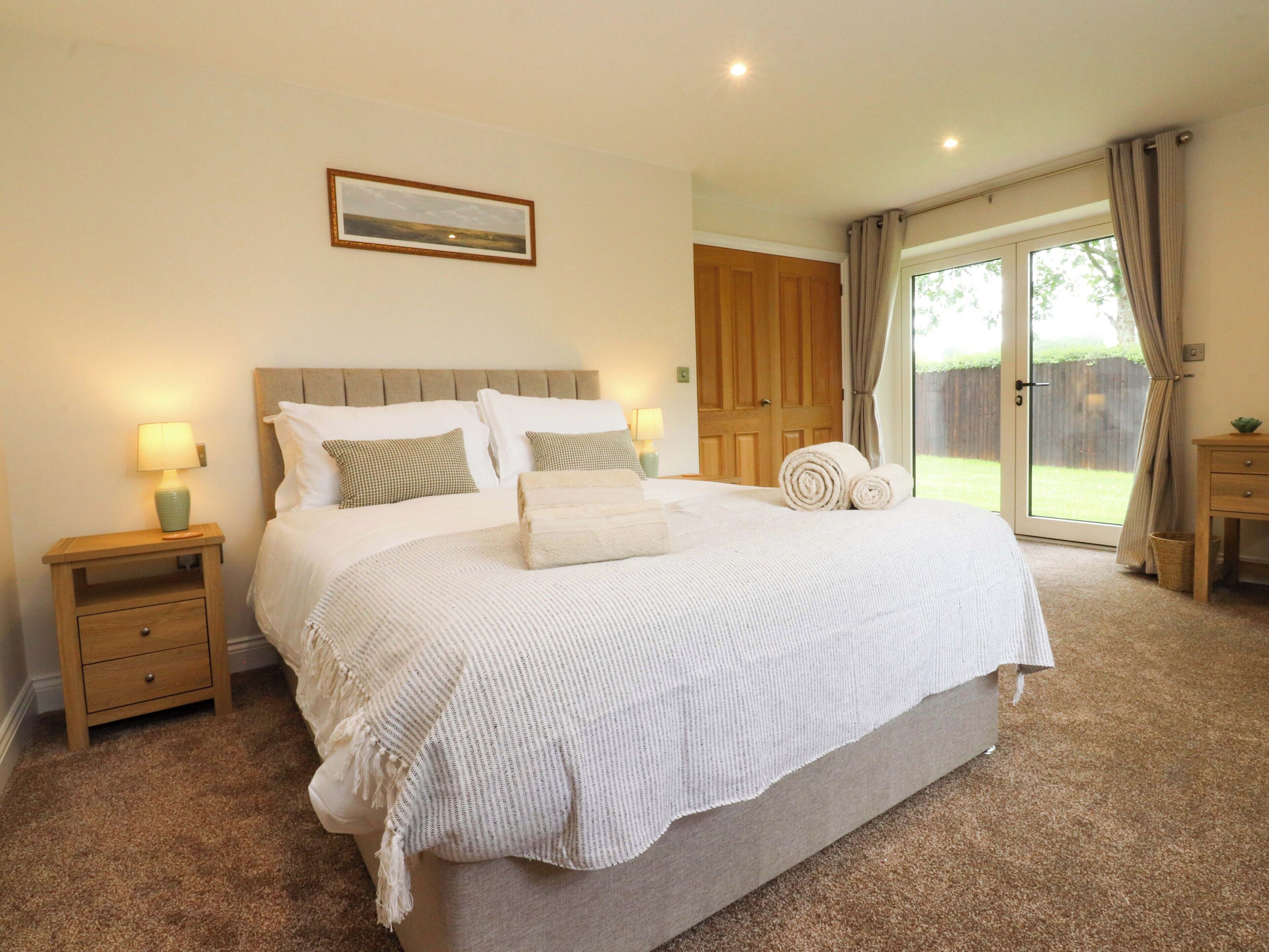 3 bedrooms, individually decorated, individually furnished, free WiFi