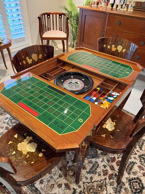 Games room - Mistletoe Lakehouse -  Stunning 6–7 bedroom residence set on 7 tranquil acres, (Pokolbin)