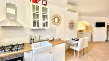 Casa de ciudad de lujo, vista a la ciudad | Cocina privada