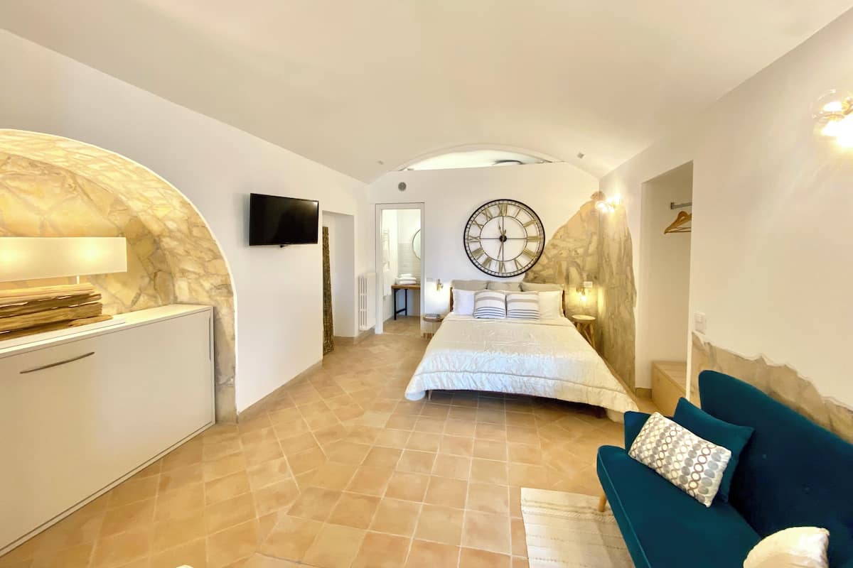 Casa de ciudad de lujo, vista a la ciudad | Ropa de cama de alta calidad y decoración personalizada