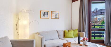 Télévision, table de tennis de table