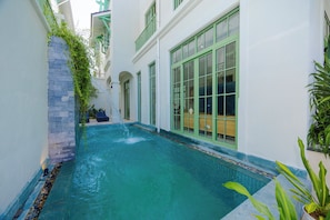 Piscine extérieure