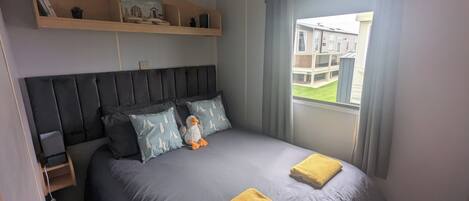 2 phòng ngủ, bàn ủi/dụng cụ ủi quần áo