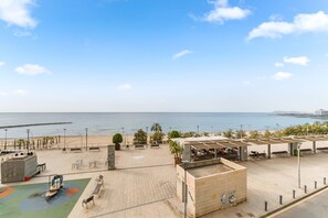 Property grounds - 'Topete' Apartment with Sea Views, Wi-Fi and Air Conditioning (Alicante (Alacant))