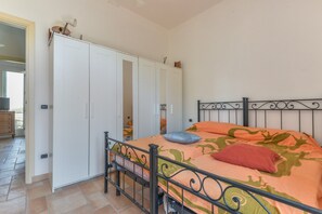 Bed sheets - Apartment 'Laura' with Sea View, Private Terrace and Air Conditioning (Portoferraio)