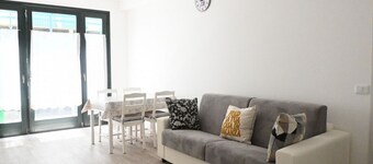 SE190 - Senigallia, renovated one-bedroom apartment with air conditioning