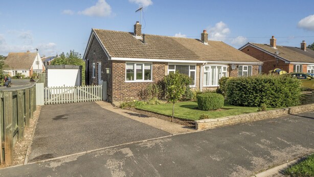 Unclassified image, 1 of 17, button - 2 Bed - Sleeps 4 - Parking - Pet Friendly (Filey)
