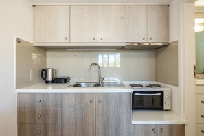 开间, 吸烟房 | 3 多间卧室