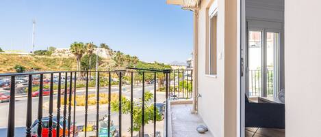 Apartment, Smoking | 3 bedrooms