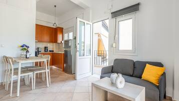 Apartment, Smoking | 3 bedrooms