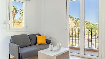 Apartment, Smoking | 3 bedrooms