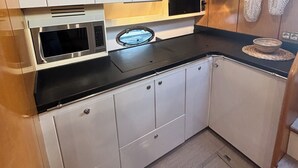 Immagine non classificata, 5 di 28, pulsante
