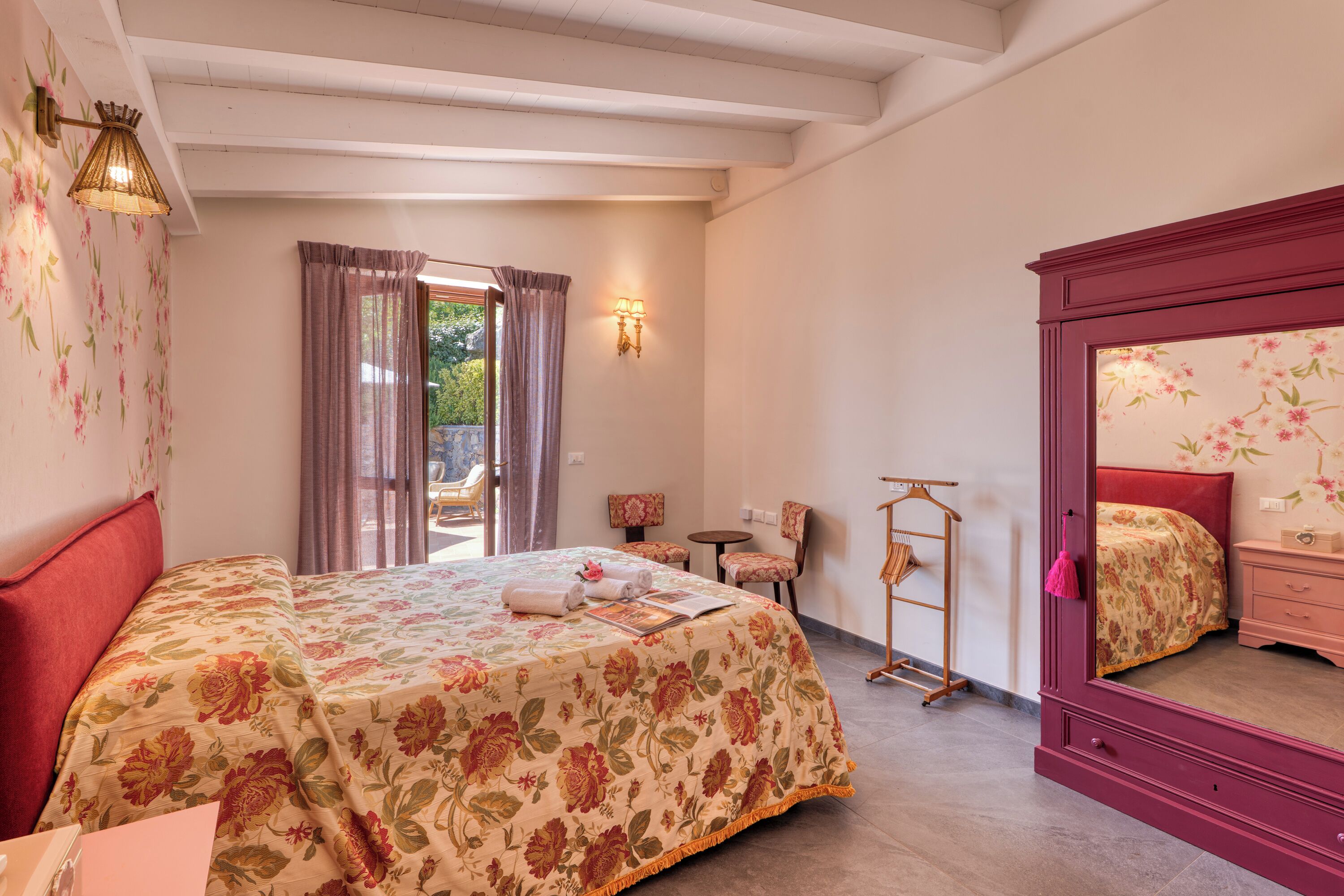 Family Villa, Multiple Bedrooms, Refrigerator & Microwave (Villa Belvedere Condor - L - with) | 4 bedrooms, laptop workspace, free WiFi, bed sheets