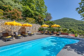 Seasonal outdoor pool - Villa Belvedere Condor - L - with Pool (Alassio)