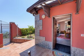 Vil·la familiar, diversos dormitoris, frigorífic i microones (Villa Belvedere Condor - L) | Detall de l'exterior