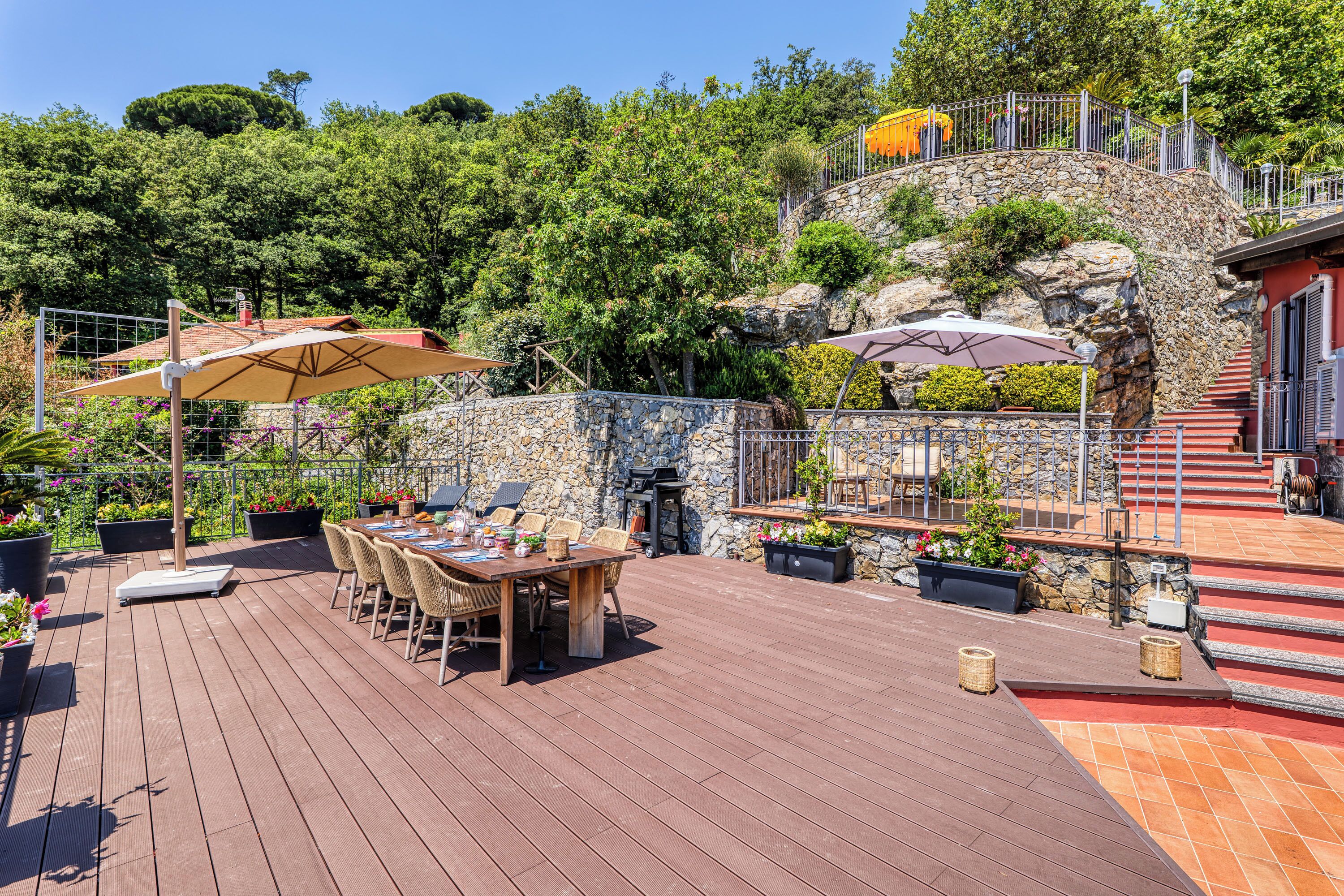 Biệt thự dành cho gia đình, 4 phòng ngủ, tủ lạnh & lò vi sóng, cạnh núi (Villa Belvedere Condor - L) | Khu ẩm thực ngoài trời