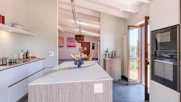 Villa Familiale, 4 chambres, cÎté montagne (Villa Belvedere del Condor Pool And) | Cuisine privée