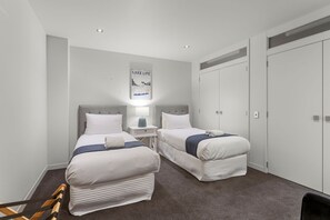 3 bedrooms, iron/ironing board, free WiFi