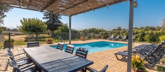 Apartment 'Simon' with Mountain View, Private Pool and Wi-Fi