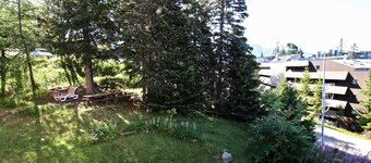 Lovely apartment at the foot of the slopes, 2 bedrooms, pets allowed, south-facing balcony